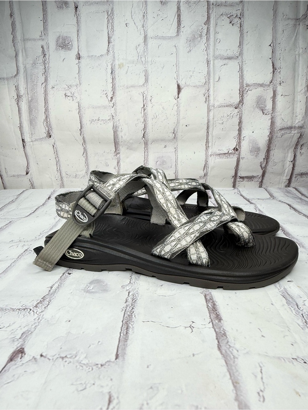 Chaco Womens Z/Volv 2 Sandals Size 10 Swell Nickel Gray Hiking Beach Gorpcore